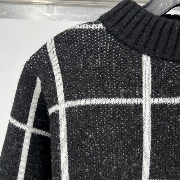Y2K preppy work POOF NEW YORK Black White Grid Mock Neck Sweater Knit Top Siz L - Picture 2 of 16